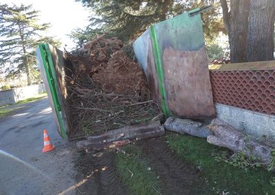 Benne pour déchets verts près de Saint Gaudens - Entreprise Frances Espaces Verts